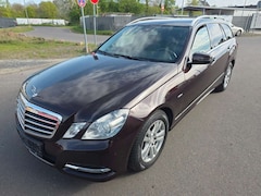 Bild des Angebotes Mercedes-Benz E 250 E T-Modell E 250 BlueEfficiency