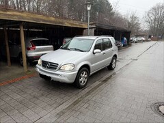 Bild des Angebotes Mercedes-Benz ML 500 Facelift Vollausstattung AHK! Sehr Selten!