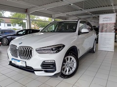 Bild des Angebotes BMW X5 xDrive30d HUD Panorama LED Live Cockpit