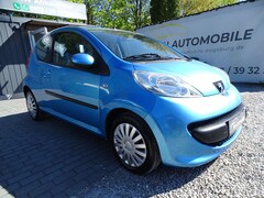 Bild des Angebotes Peugeot 107 Filou  Automatik  **KLIMA / ALLWETTER**