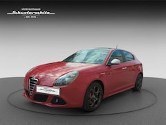 Bild des Angebotes Alfa Romeo Giulietta GIULIETTA 235PS SCHALTER QUADRIFOGLIO VERDE