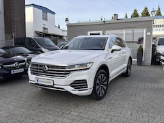 Bild des Angebotes VW Touareg eHybrid Atmosphere Panorama AHK