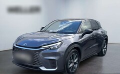 Bild des Angebotes Lexus LBX FWD Emotion *LED*Digi CP*Kamera*SHZ*el. Heck*