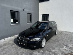 Bild des Angebotes BMW 330 3 Touring 330i Automatik/Navi/Pano/M-Paket