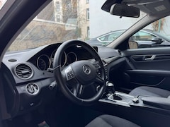 Bild des Angebotes Mercedes-Benz 220 CDI T **AVANTGARDE NAVI S-HEIZUNG