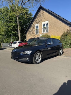 Bild des Angebotes BMW 320 Head Up Schiebedach Totwinkel Assistent