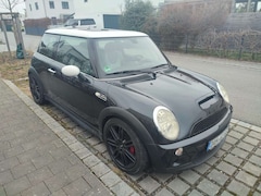 Bild des Angebotes MINI John Cooper Works S