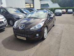 Bild des Angebotes Peugeot 207 207 CC Klimaaut./PDC/Alu/Sitzhzg/Leder