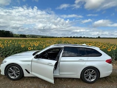 Bild des Angebotes BMW 525 525d Touring Aut. Luxury Line - Neue TÜV und Serv