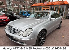 Bild des Angebotes Mercedes-Benz E 320 ELEGANCE AUTOMATIK/TOP-ZUSTAND!!!