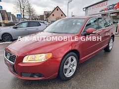 Bild des Angebotes Volvo V70 Kombi Momentum 5-Zyl.*AUTOMATIK*SHZ*LEDER*