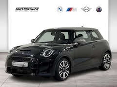 Bild des Angebotes MINI Cooper S Hatch Aut Navi DA PA RFK HK HUD Pano