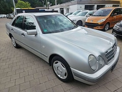 Bild des Angebotes Mercedes-Benz E 220 CDI