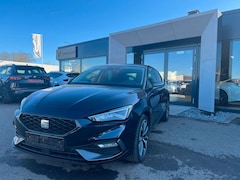 Bild des Angebotes SEAT Leon 1.4 FR e-Hybrid DCC ACC PDC VOLL LED KESSY