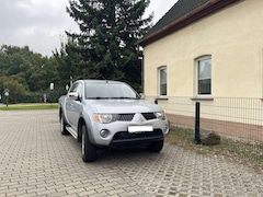 Bild des Angebotes Mitsubishi L200 Intense Doppelkabine - 4WD -" Klima "!