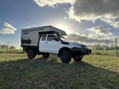 Bild des Angebotes Toyota Hilux Extra Cab 2.5 5-Gang EXKAB NESTLE OFFROAD