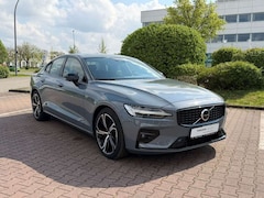 Bild des Angebotes Volvo S60 B5 AWD Ultimate Dark Auto