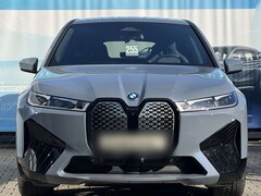 Bild des Angebotes BMW iX xDrive40 Sportpaket LASER h&k HuD 360° DA+