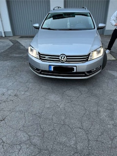 Bild des Angebotes VW Passat Variant 2.0 TDI DPF DSG Highline