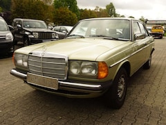 Bild des Angebotes Mercedes-Benz 230 E H-Kennzeichen... TÜV NEU