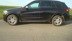 Bild des Angebotes BMW X5 M M50d Navi Alu, Lederausstattung Service gepfl.