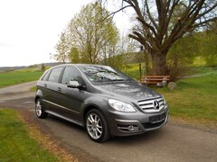 Bild des Angebotes Mercedes-Benz B 180 Blue Efficience Klima.AHK.SHZ,Navi.Alu.Top