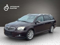Bild des Angebotes Toyota Avensis Kombi 1.8 Executive Xenon AHK SHZ Klima
