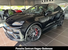 Bild des Angebotes Porsche Macan Turbo/Sport Chrono/Offroad/Matrix-LED/Airblades