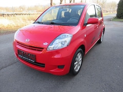 Bild des Angebotes Daihatsu Sirion 1.3 4WD Automatik 1.Hand/Klima/LM/ZV