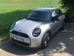 Bild des Angebotes MINI Cooper Aut. Essential Trim