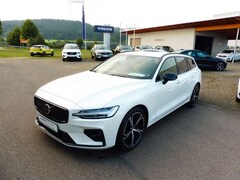 Bild des Angebotes Volvo V60 Kombi Plus Dark