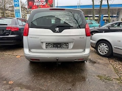 Bild des Angebotes Peugeot 5008 1.6 *AHK* *7-Sitze* *Navi* *Klima* *Tempomat* Scheckheft TÜV 06/27
