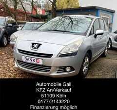 Bild des Angebotes Peugeot 5008 1.6 *AHK* *7-Sitze* *Navi* Scheckheft TÜV 06/27