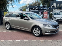 Bild des Angebotes Skoda Octavia 1.6 Combi Style*Aut*Ambiente*Nav*LED*ACC