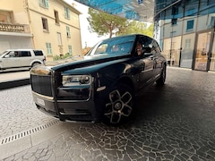 Bild des Angebotes Rolls-Royce Cullinan Black Badge 6.75 V12