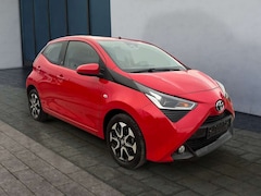 Bild des Angebotes Toyota Aygo X -play Team D*Behindertenumbau*Klima*BT* Klima