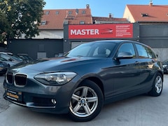 Bild des Angebotes BMW 118 i Lim. *AUTOMATIK*PDC*SHZ*TÜV NEU*