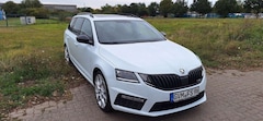 Bild des Angebotes Skoda Octavia Combi 2.0 TSI DSG RS