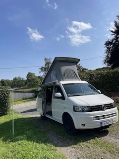 Bild des Angebotes VW T5 4Motion Camper mit Aufstelldach