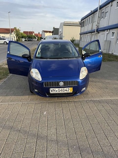 Bild des Angebotes Fiat Punto Emotion