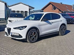 Alfa Romeo Stelvio Veloce Q4 #AHK #HARMAN