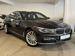 Bild des Angebotes BMW 730 d Auto. SOFTCLOSE/MASSGE/HUD/HIFI/360°/KEYGO