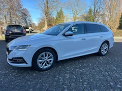 Bild des Angebotes Skoda Octavia Style Led/Shz/Totwinkel/Spur/CarPlay/uvm.