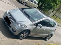 Bild des Angebotes Mercedes-Benz A 170 BlueEFFICIENCY, Klima. Sitzh. elektr.Fh. Alu. Pano