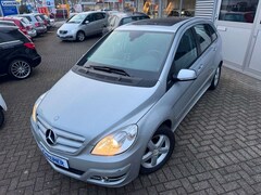 Bild des Angebotes Mercedes-Benz B 160 *Park-Assistent*Sport*Schiebedach*Kamera