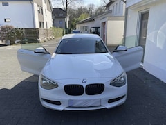 Bild des Angebotes BMW 114 114d 8-Fach bereift, sehr gepflegt, PDC, HU11/26