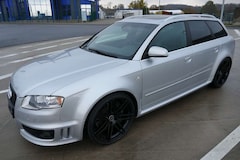 Bild des Angebotes Audi RS4 4.2 V8 quattro Avant SCHALENSITZE BOSE NAVI