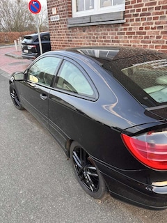 Bild des Angebotes Mercedes-Benz C 200 C 200 Kompressor (203.742)