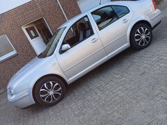 Bild des Angebotes VW Bora 1.6 Comfortline