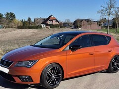 Bild des Angebotes SEAT Leon Leon 1.4 TGI | Erste Hand | LED | Pano | Carplay | Erdgas
